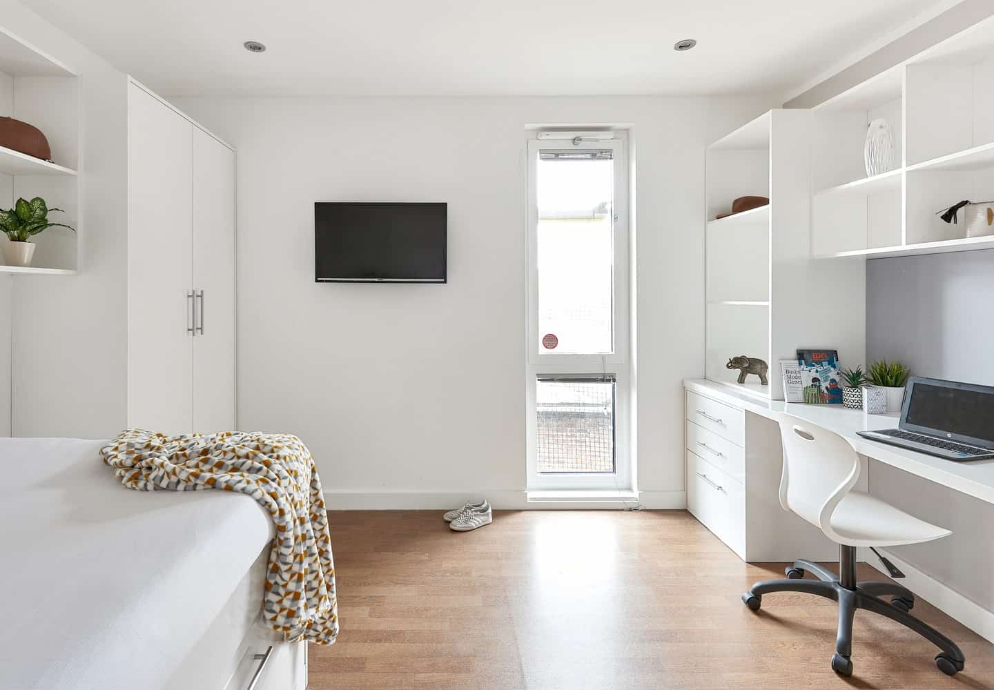 Host Hope Street Apartments Premier En-suite Plus in a 13 Bed Apartment student room in Liverpool