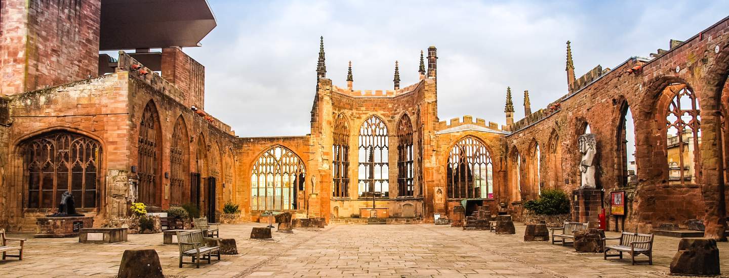 Coventry-Cathedral-Ruins-1440x550