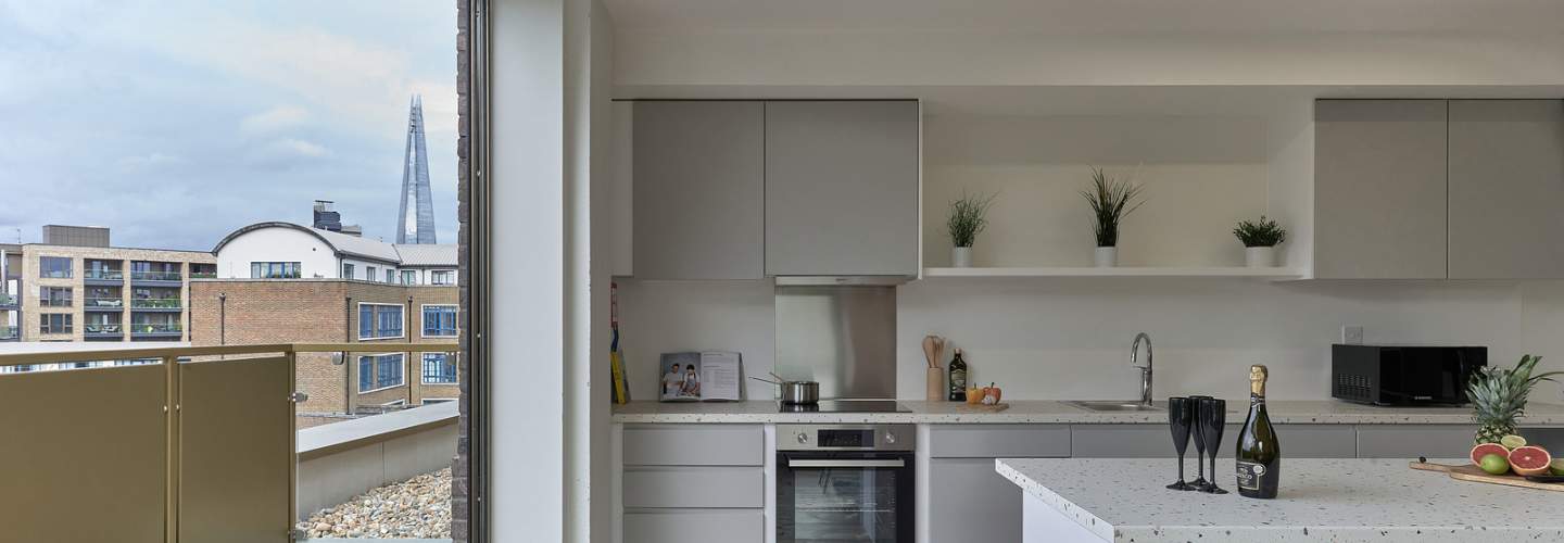 host-view-studios-london-1400x500-dining-suite-1