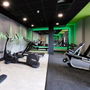 on-site gym at southampton crossings
