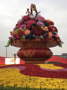 tianamen square statue in Beijing